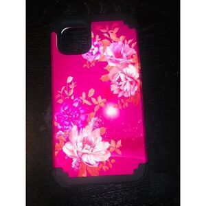 Brand New‎ Burgundy Flower Pattern iPhone 11 Pro Max / Phone Accessories
